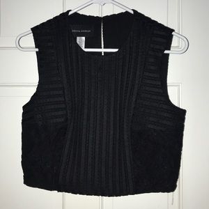 Donna Morgan Crop Top